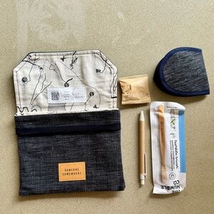 NWT Delta One amenity kit someone somewhere